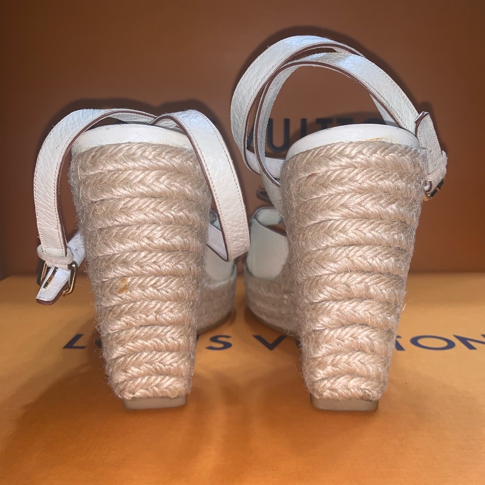 Louis Vuitton Manyara ankle strap Wedge Sandal - Picture 7 of 9